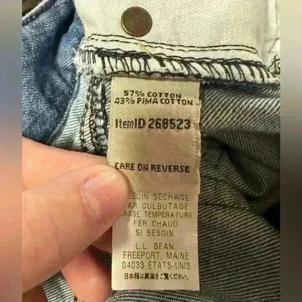 L.L. Bean size 8p cropped jeans. Soft fabric. ID#268523 medium wash - Picture 3 of 7